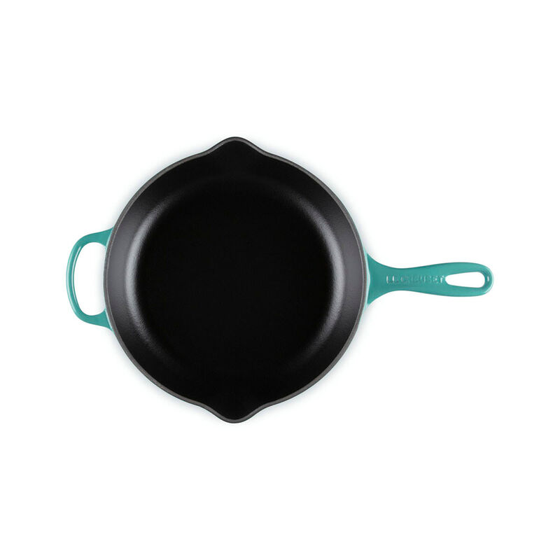 Le Creuset Signature Cast Iron Round Skillet 26cm image number 8